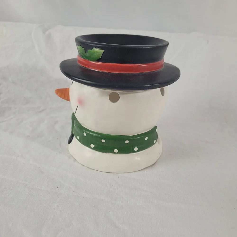 Yankee Candle Snowman Tart/Wax Warmer